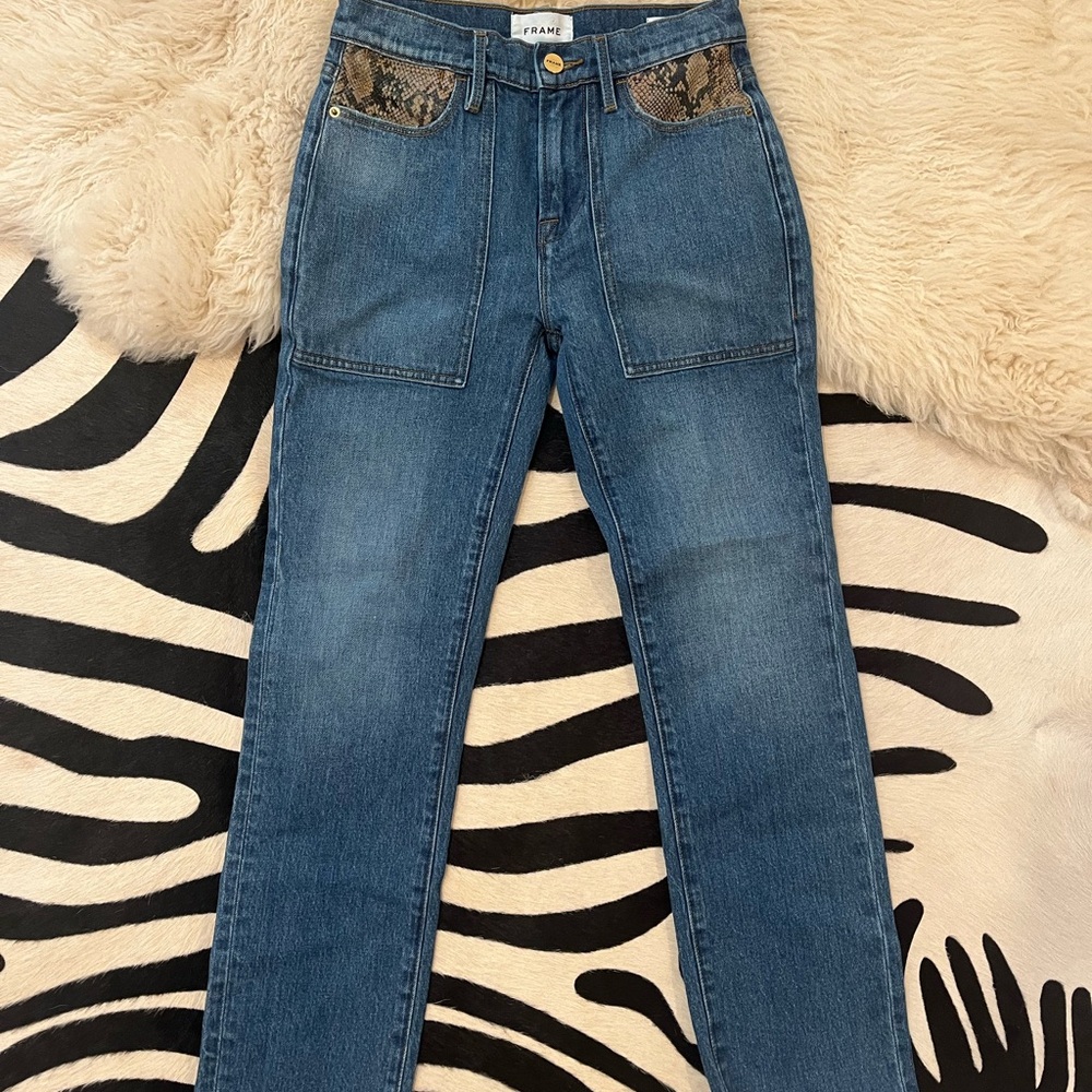 NWOT Frame Denim Le High Straight in Rattler